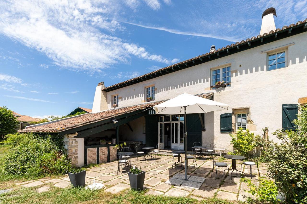 Hotel Domaine De Bassilour Bidart Exterior foto